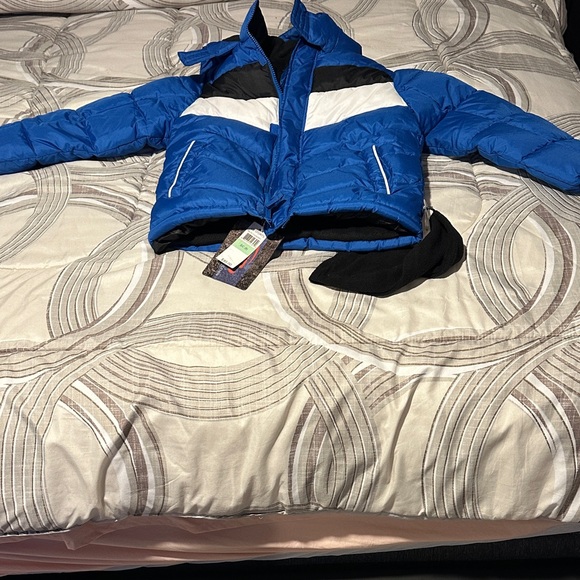 Cb Sport Other - Blue and White Kids Puffer Jacket